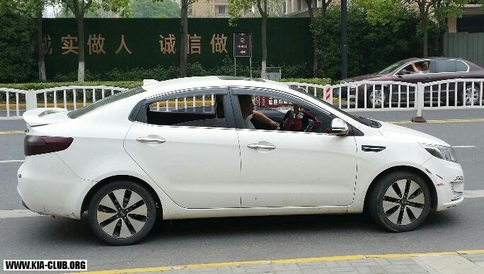 Kia K2 (sedan)