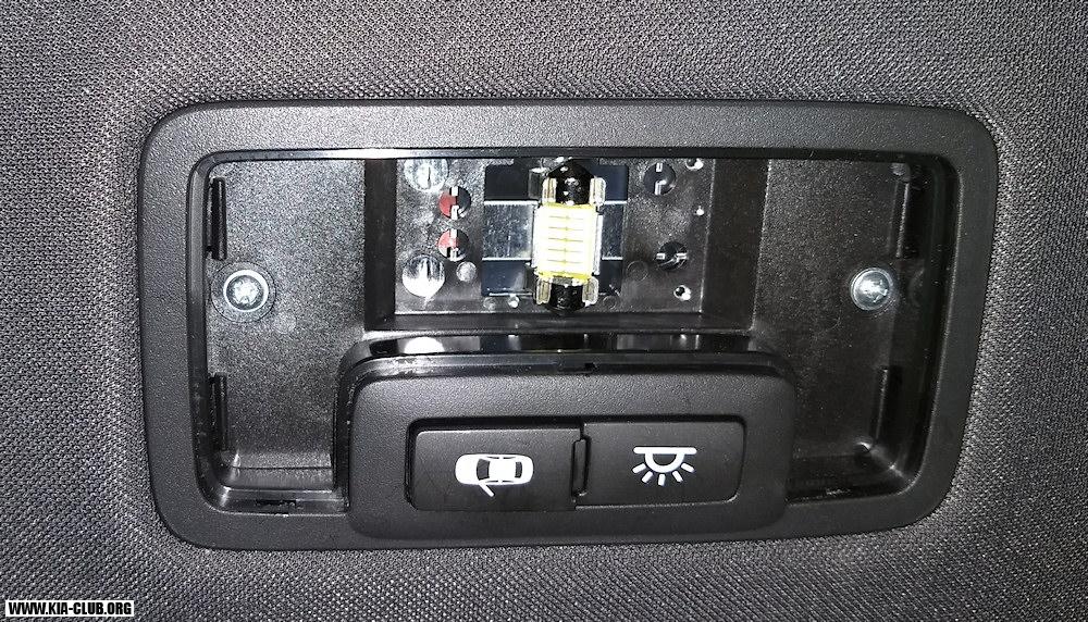 LED C5W 28mm - po inštalácii