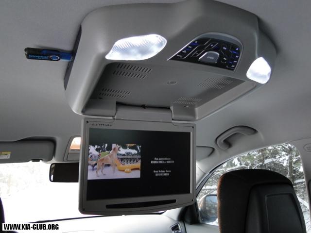 Stropní LCD/DVD