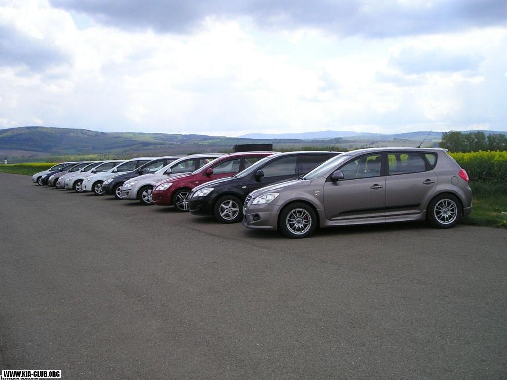 ani tady jsme nebyli zdaleka komplet - 2. Kia-club.org sraz